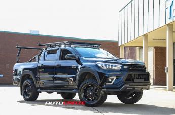 TOYOTA HILUX N80 4WD MORAX FLAT BLACK